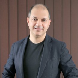 A股午评 | 三大指数走势分化 沪指半日涨0.52% 大金融板块、周期资源股扛大旗