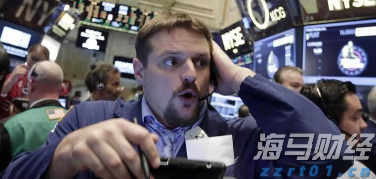 眼神中满是震撼与自豪！杨匏安纪念学校师生观看九三阅兵