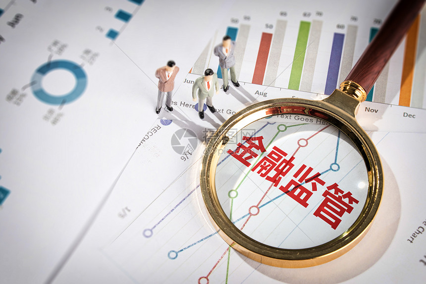 崔东树：2025年上半年二手车交易量同比增2% 行业复苏加速